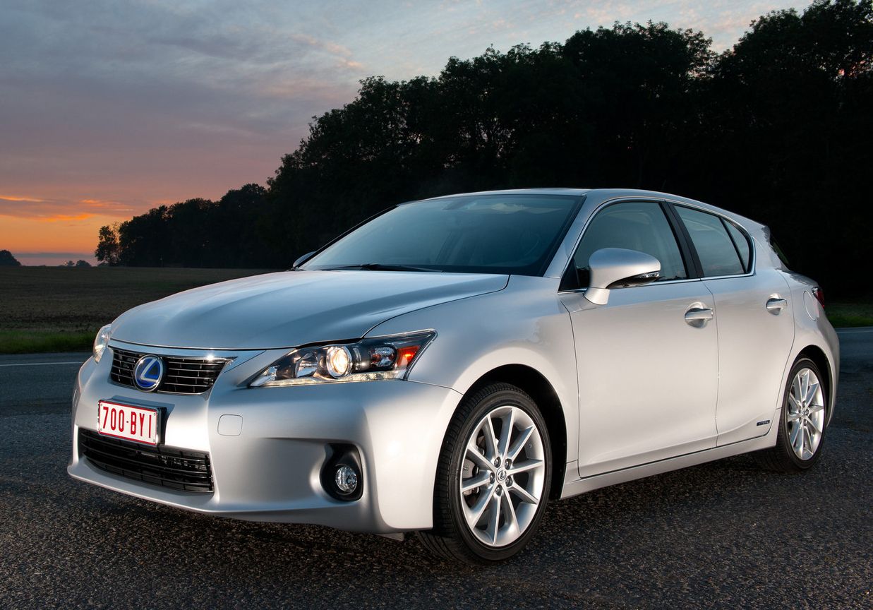 Lexus (������) CT (ZWA1_): ���� ����������