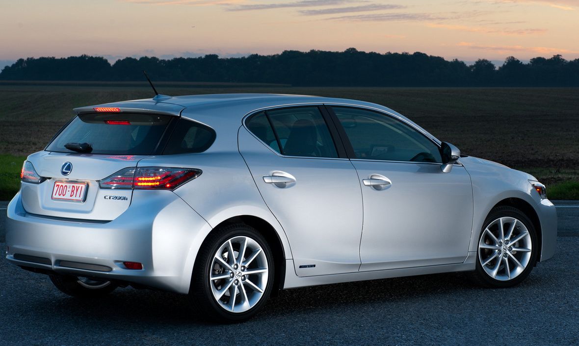 Lexus (������) CT (ZWA1_): ���� ����������