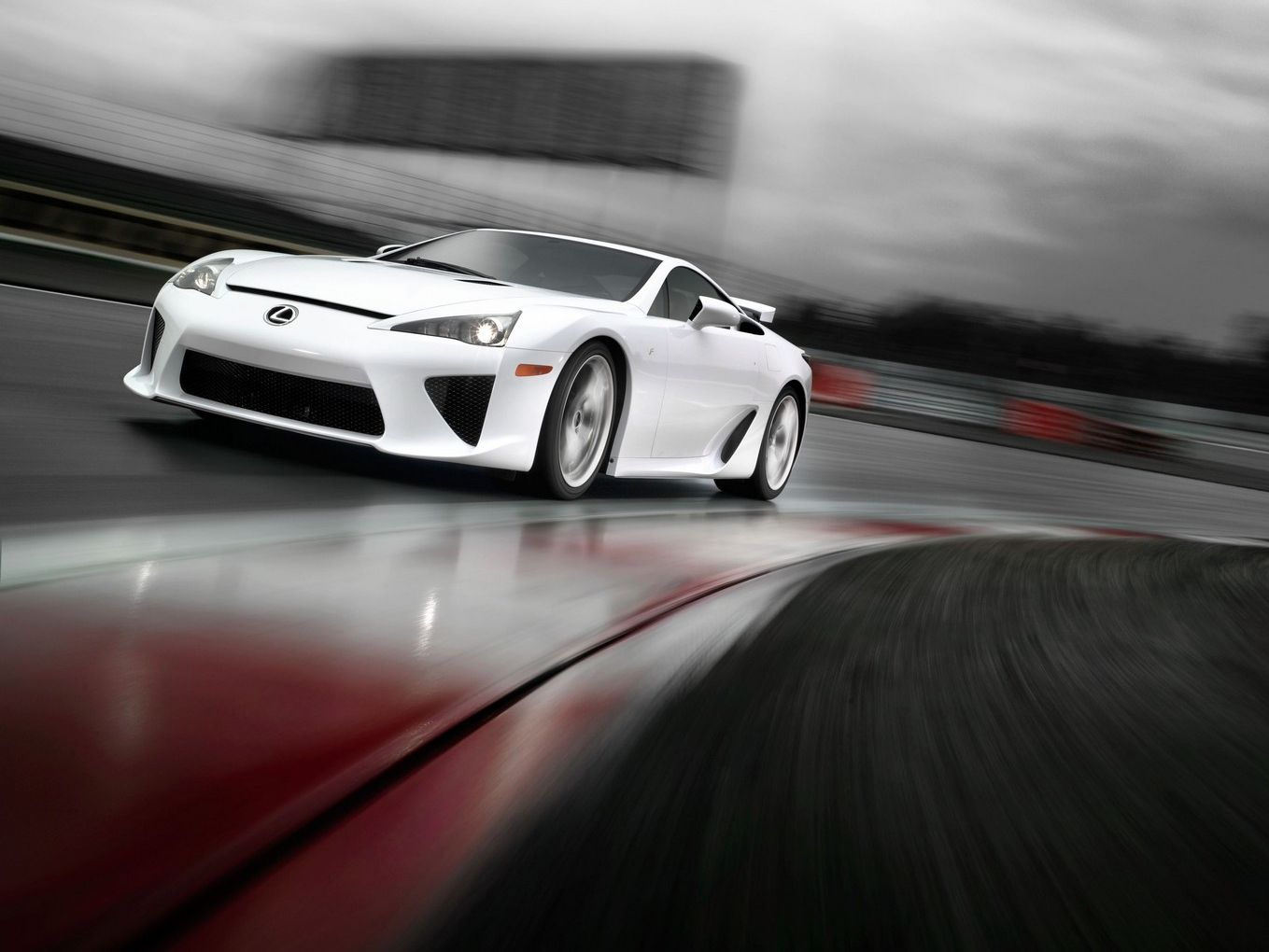 Lexus () LFA:  