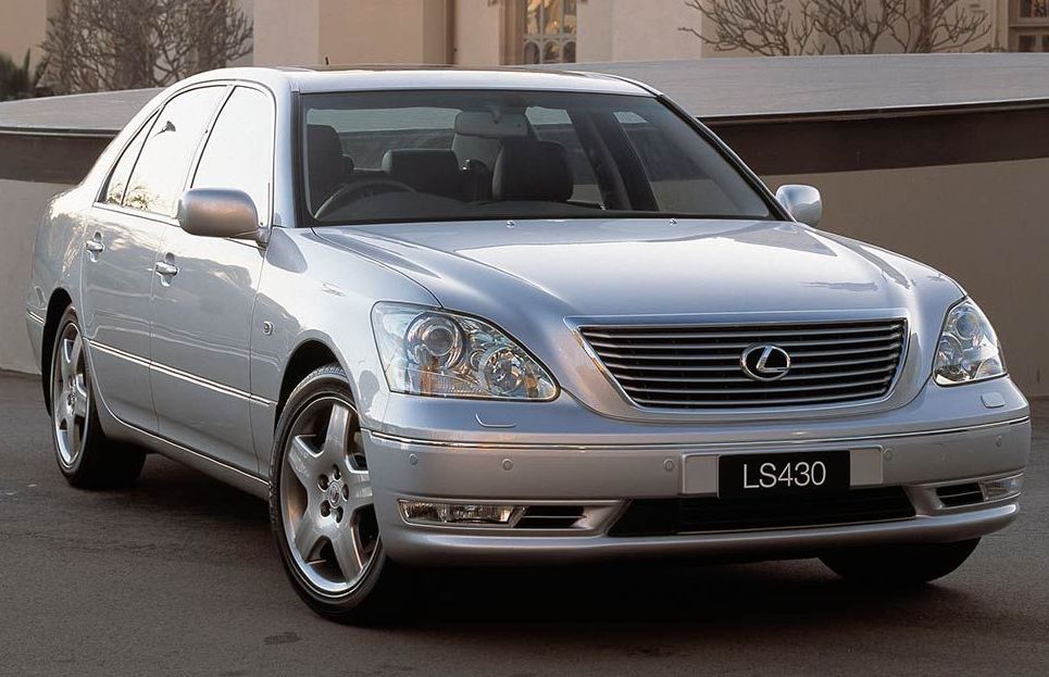 Lexus () LS III (UCF30):  