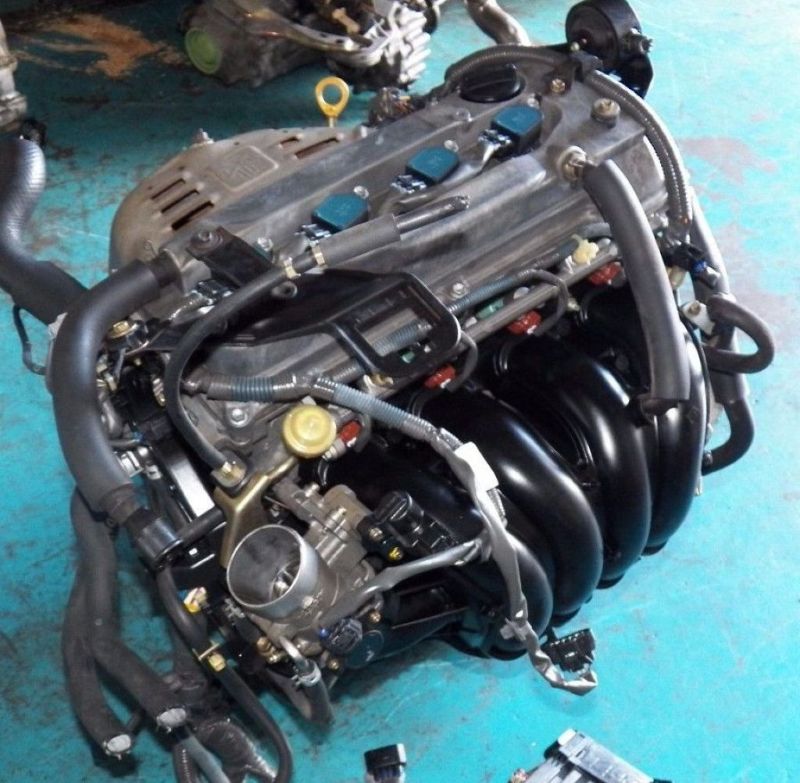 Toyota () 2AZ-FE:  