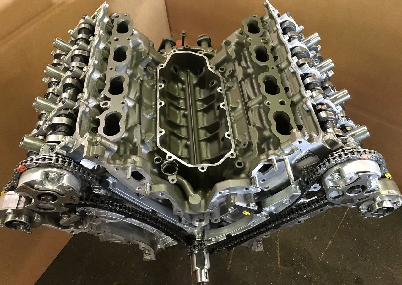 Toyota () 3UR-FBE:  