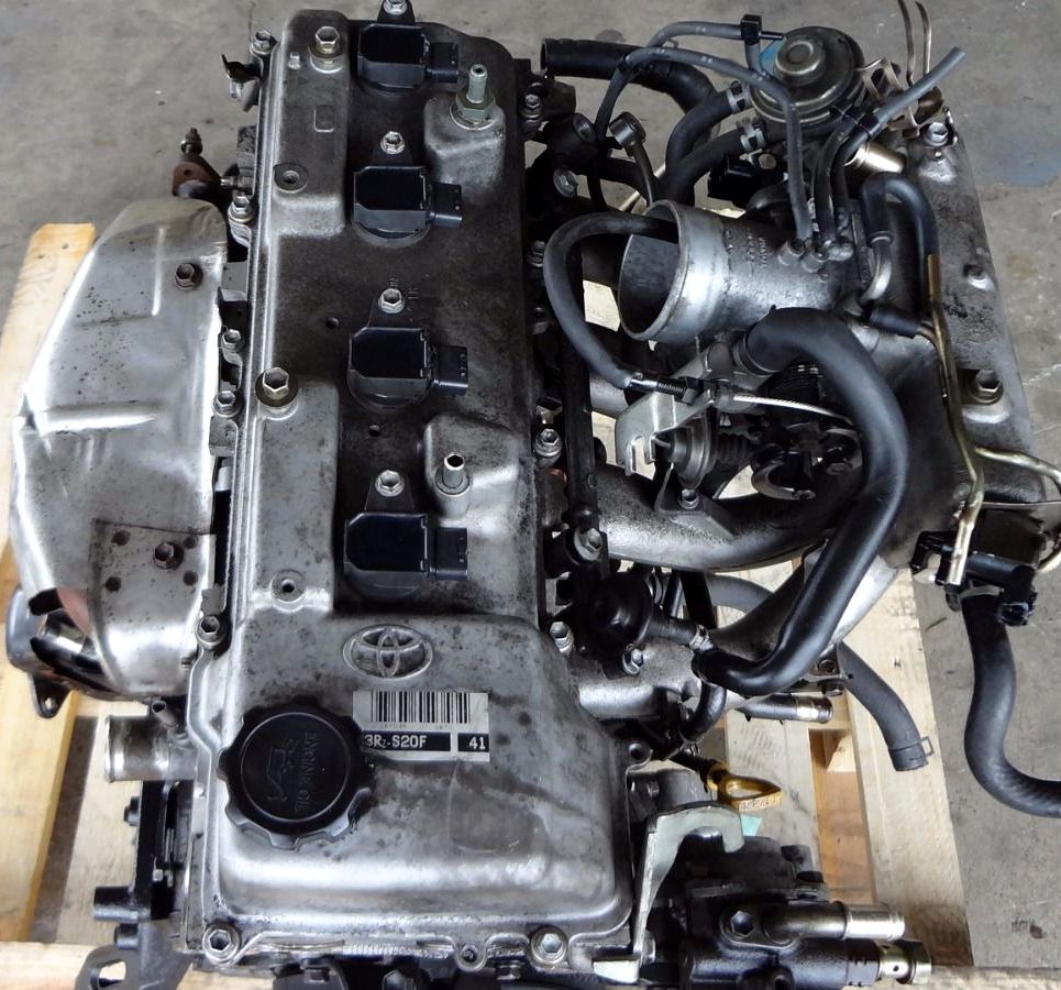 Toyota () 3RZ-FE:  