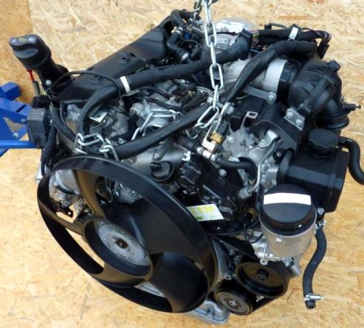 Mercedes Benz () 642.890 (642890):  
