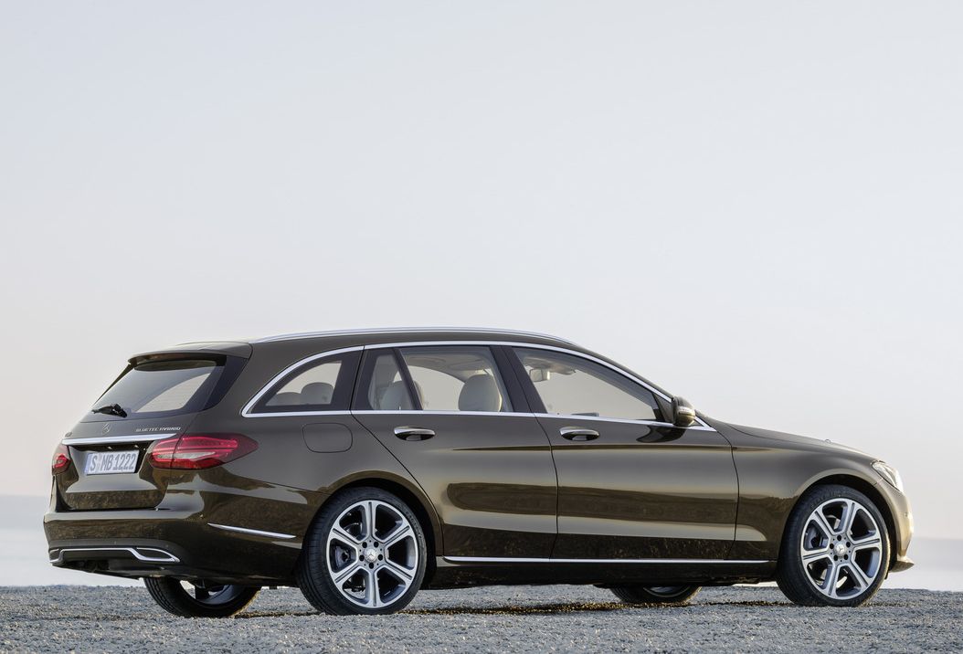 Mercedes Benz () C-Class (S205):  
