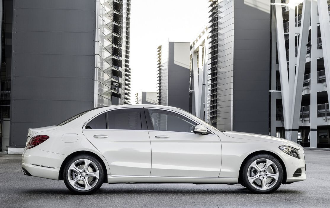 Mercedes Benz () C-Class (W205):  