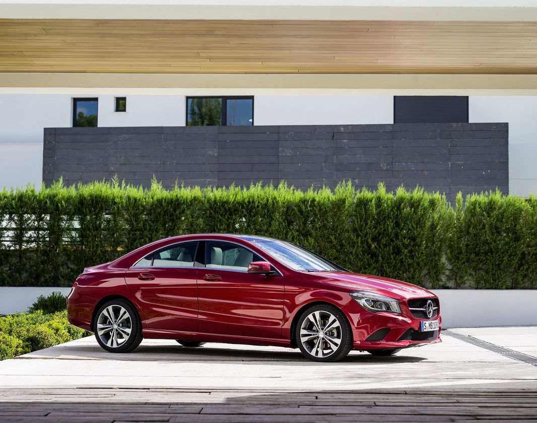 Mercedes Benz () CLA I (C117):  