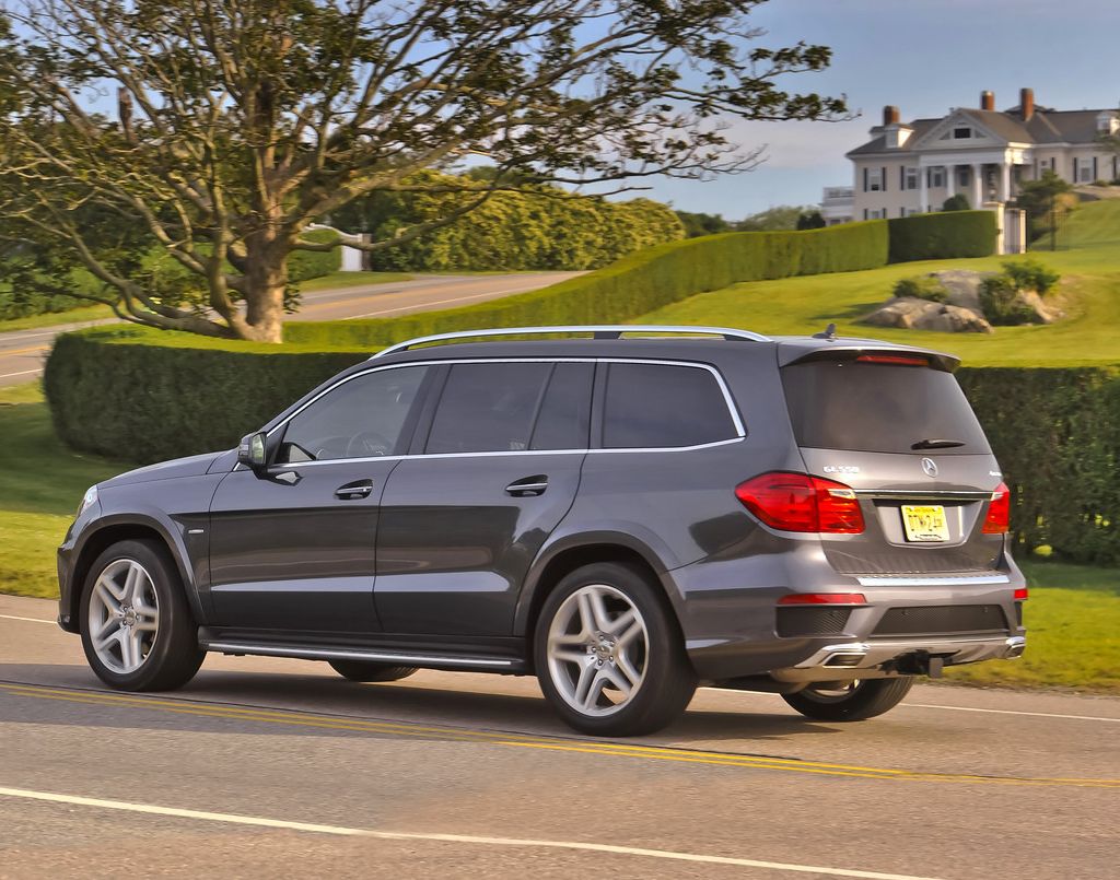 Mercedes Benz () GL (X166):  
