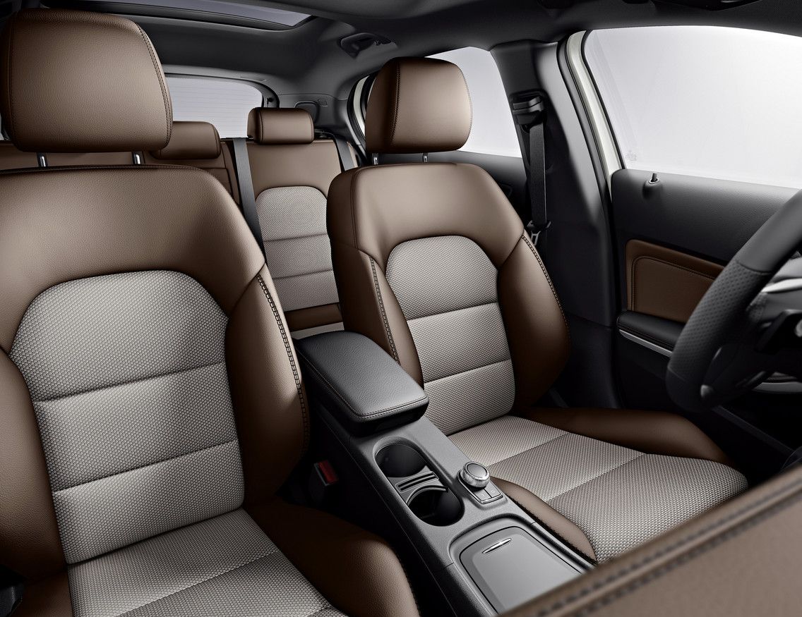 Mercedes Benz () GLA I (X156):  