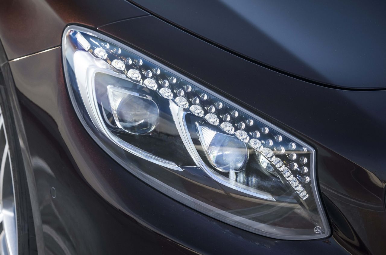 Mercedes Benz () S-Class (C217):  