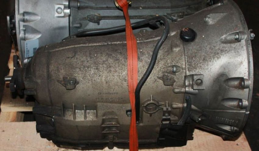 Mercedes Benz () E-class (W210.065), E320, CLK320 W208.365:    