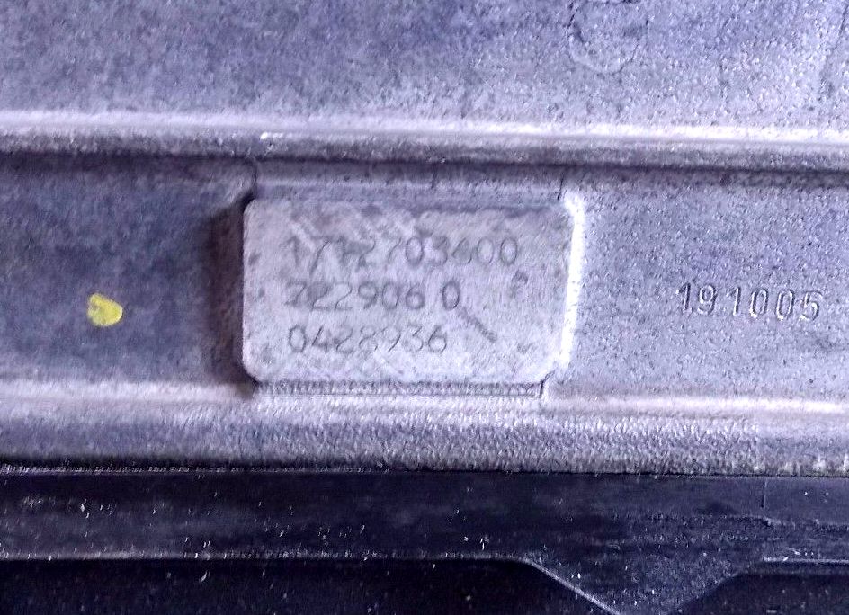 Mercedes Benz () CLK350, C350, E350 (W203, S203, A209, C209, W211, S211):    