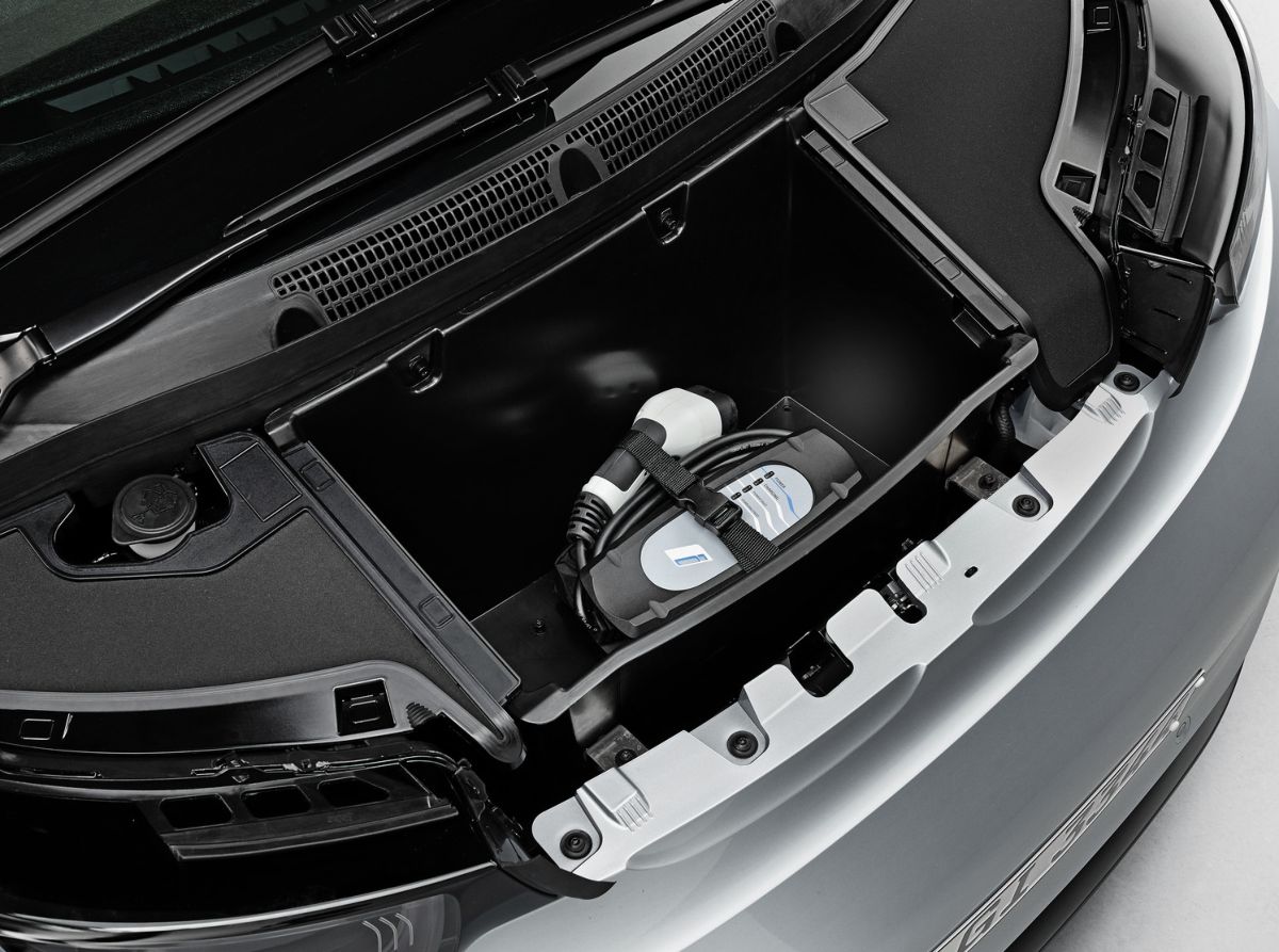 BMW () i3 (l01):  