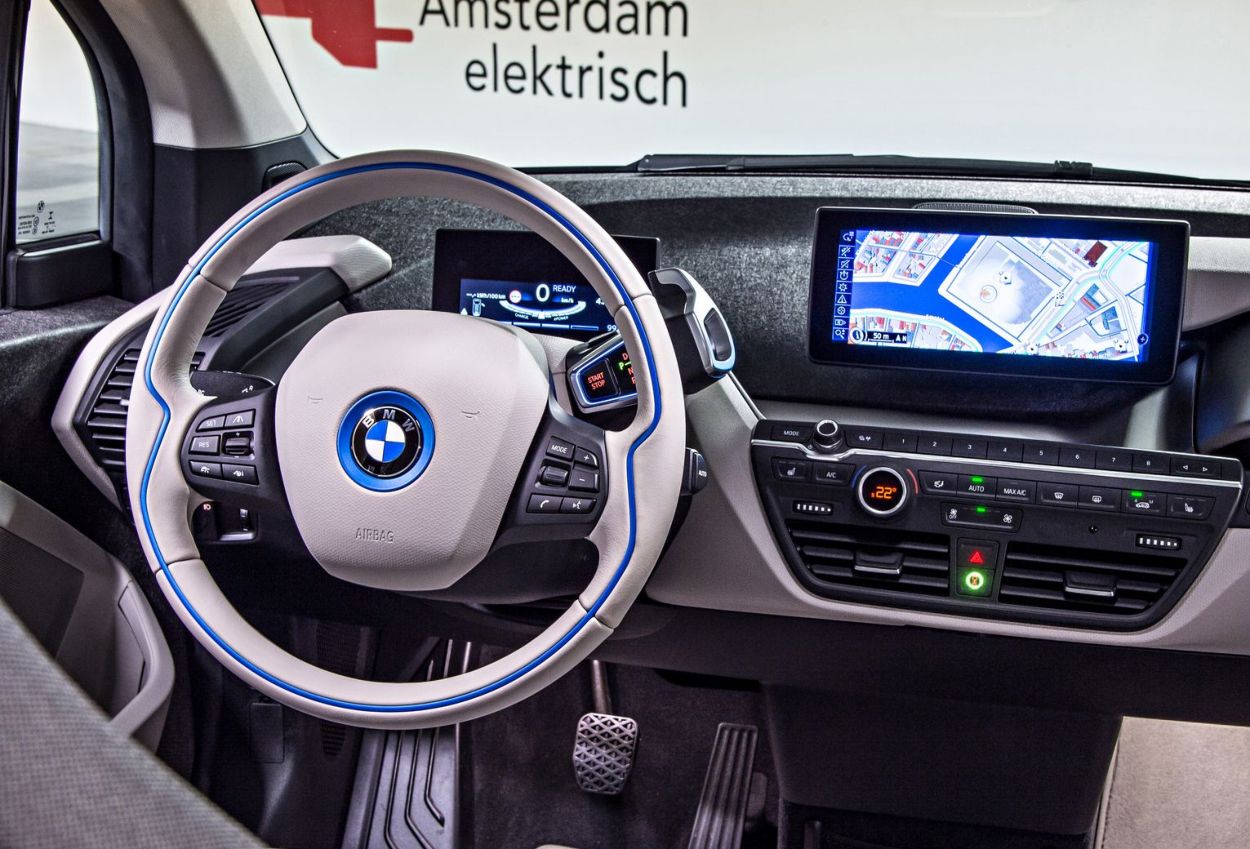BMW () i3 (l01):  