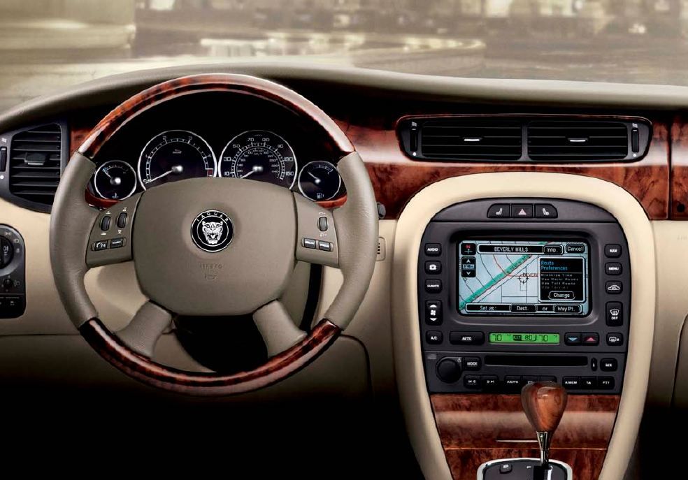 Jaguar () X-Type (X400), U:  