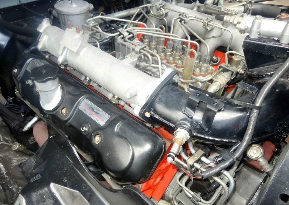 Isuzu () 8PE1:  