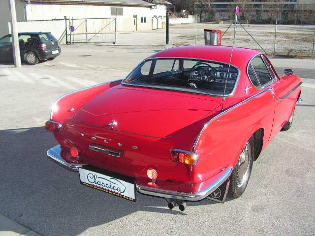 Volvo () P1800:  