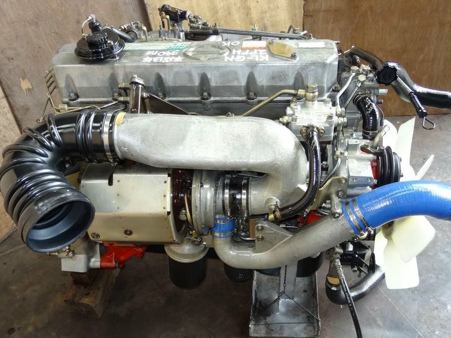 HINO () P11C-PT:  