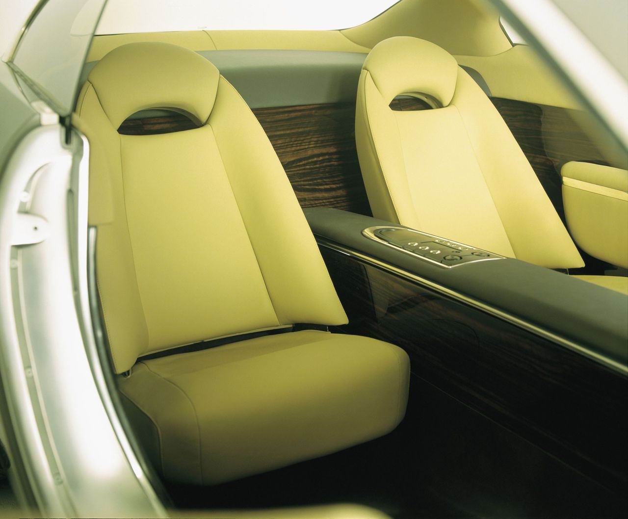 Jaguar r3 2002