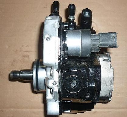Hyundai () D4CB, D4FA (331004A010, 331004A000):  