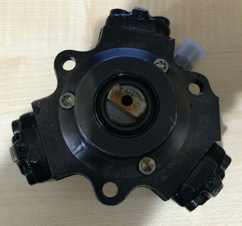 Hyundai () D4EA (3310027000):  