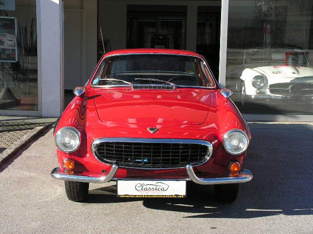 Volvo () P1800:  