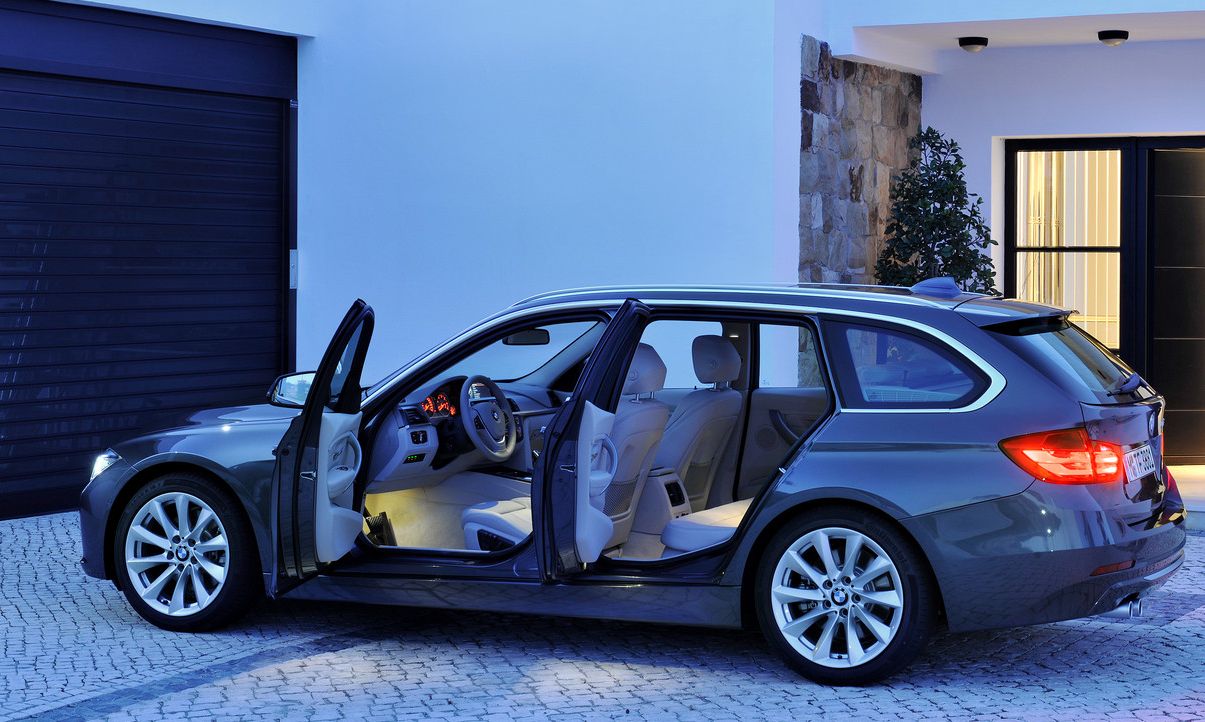 BMW () 3-Series (F31 Touring):  