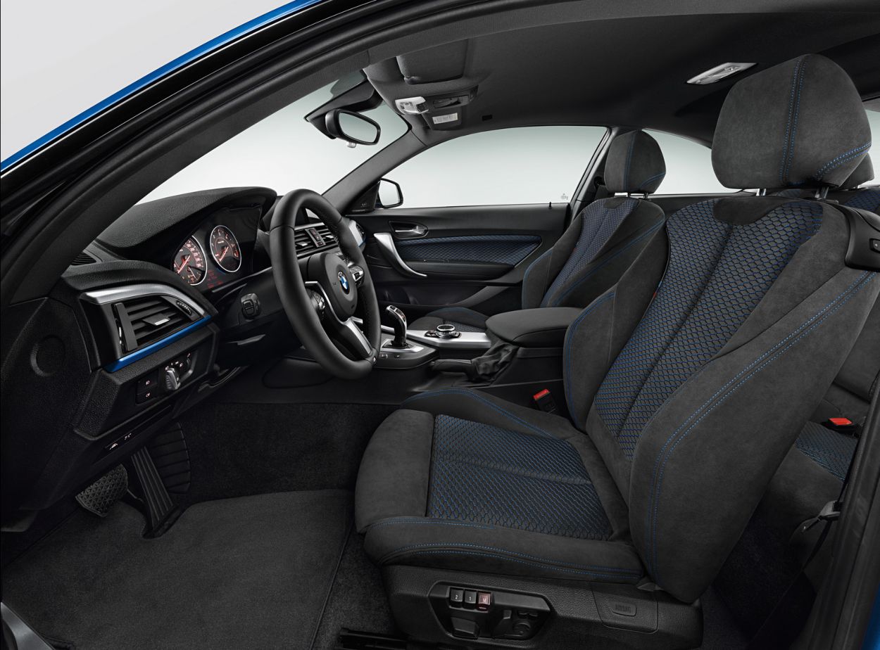 BMW () 2-Series (F22 Coupe):  