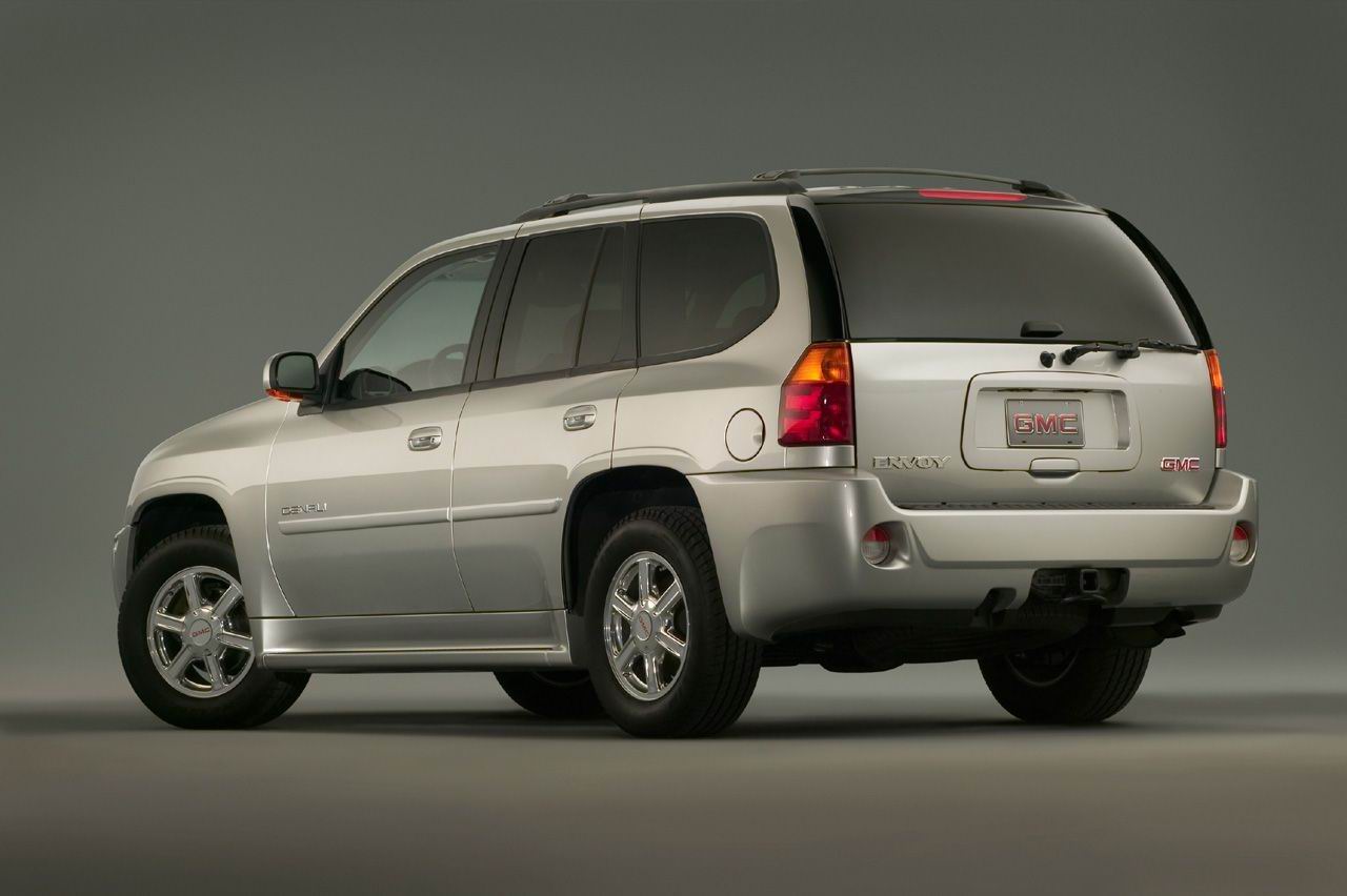 GMC (--) Envoy Concept:  