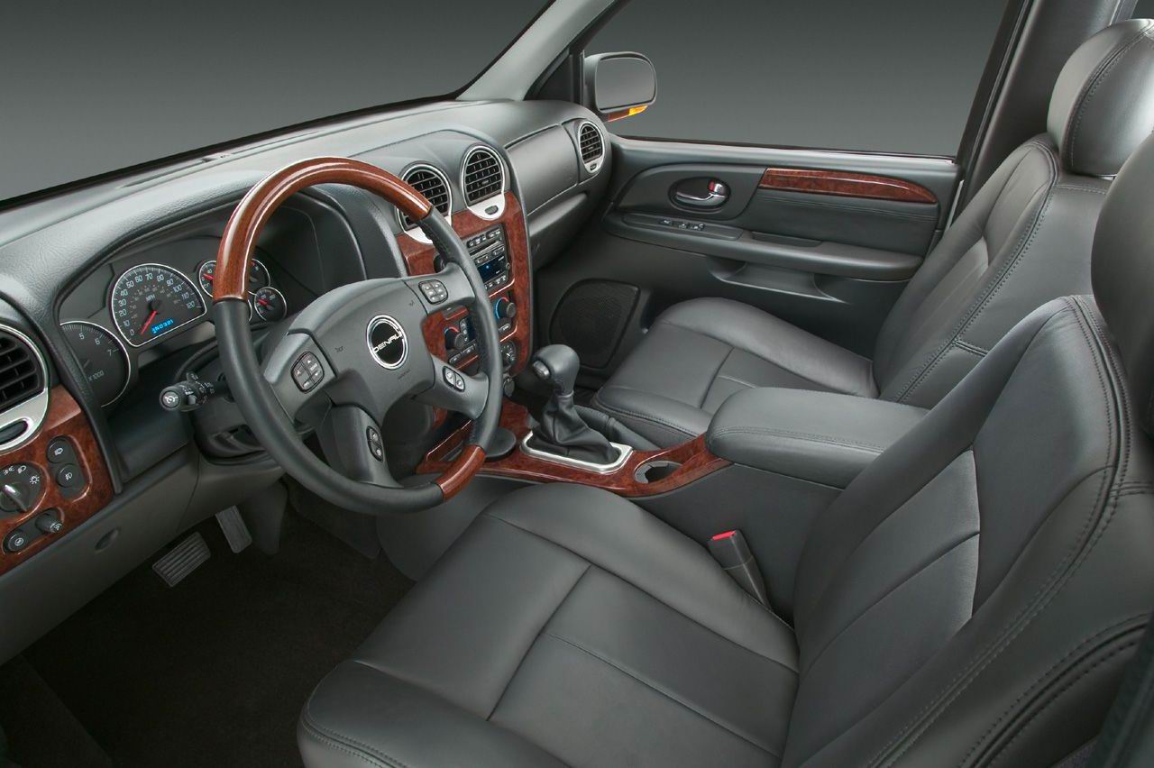 GMC (--) Envoy Concept:  