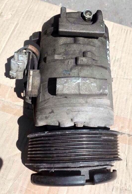 Toyota () Land Cruiser (_J200, _J202):   