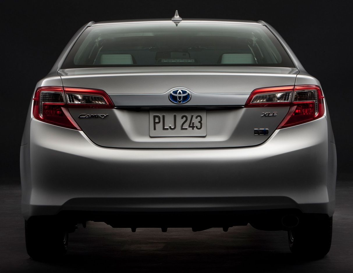 Toyota () Camry VIII (_V5_):  