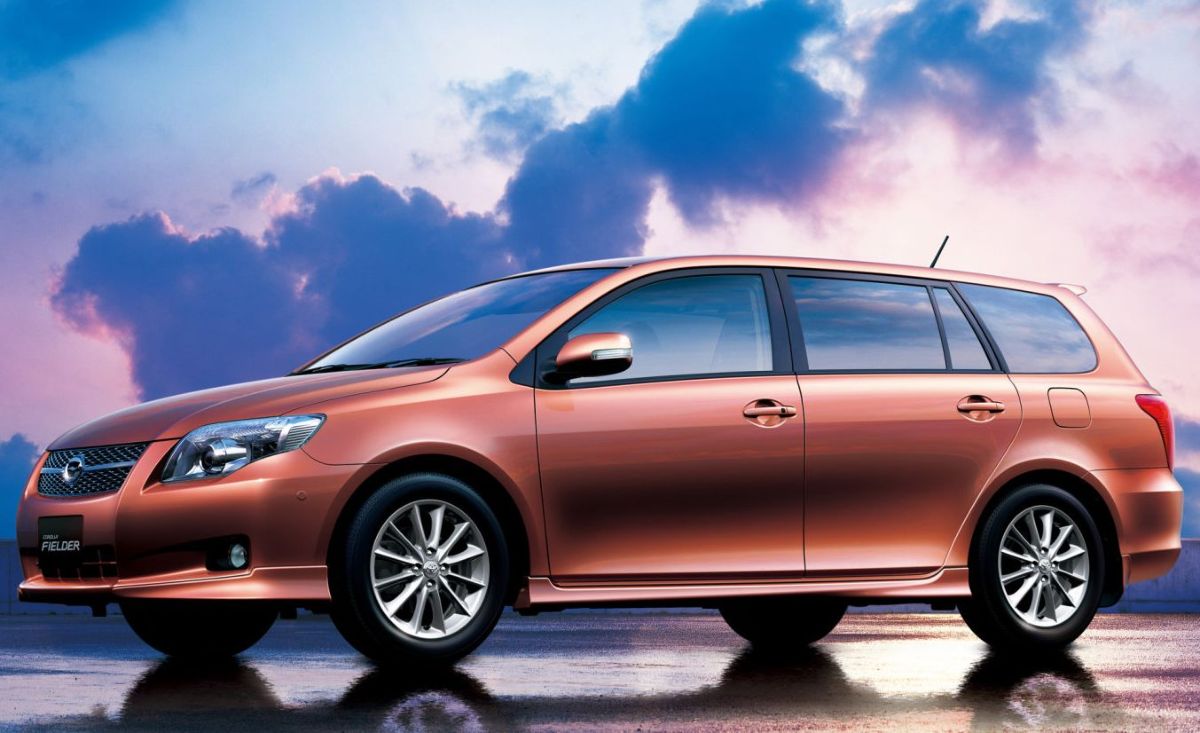 Toyota Corolla Fielder Club