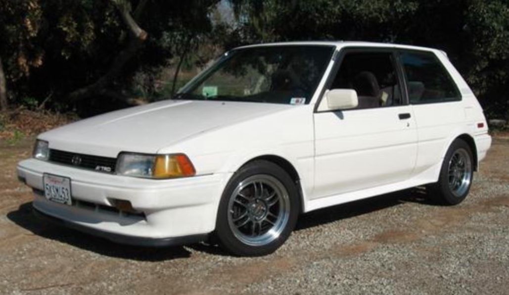 Toyota () Corolla FX II (AE9_):  