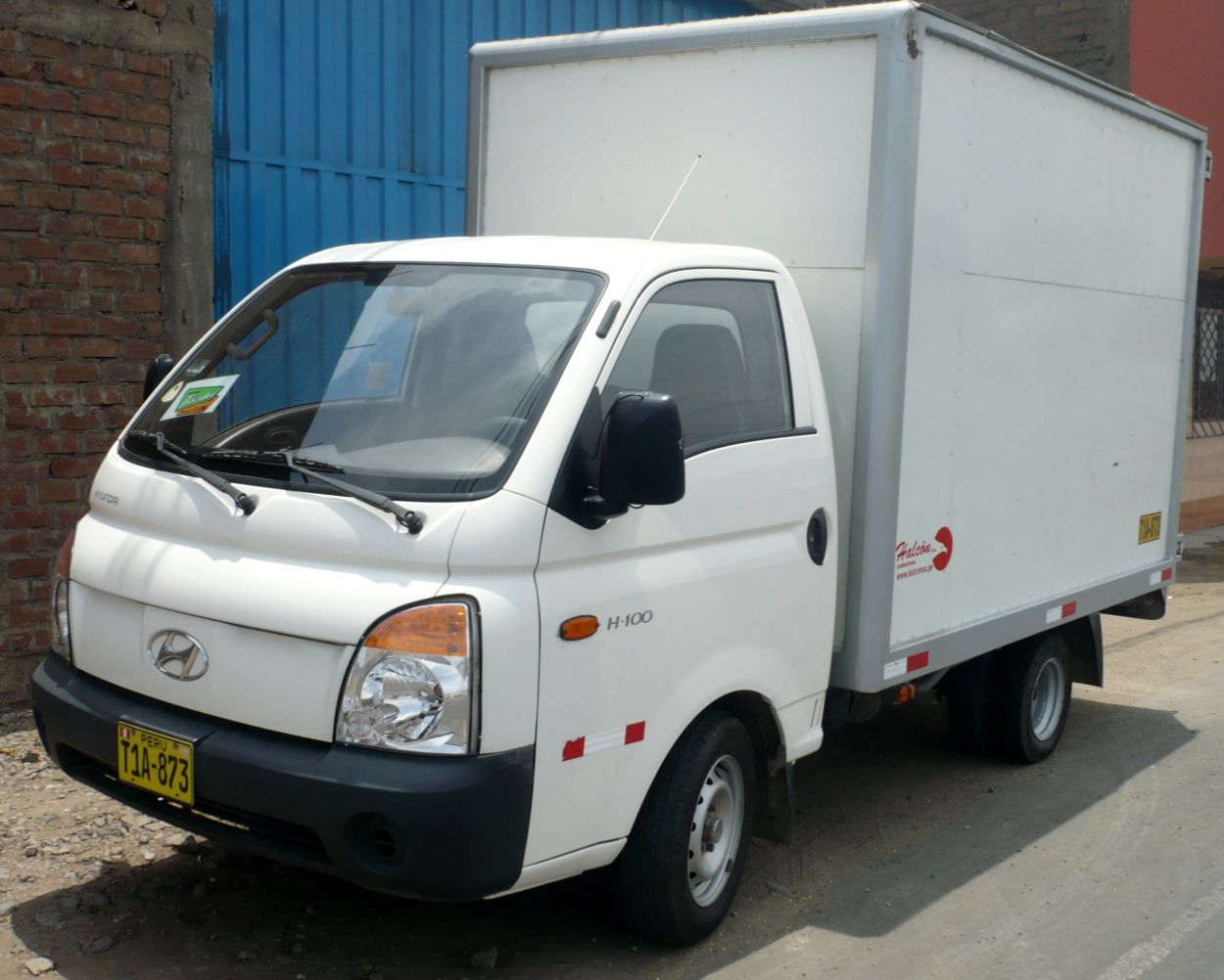 Hyundai () Porter II, H100:  