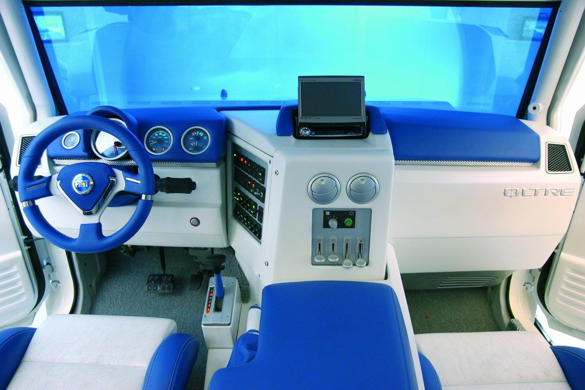 FIAT () Oltre Concept:  