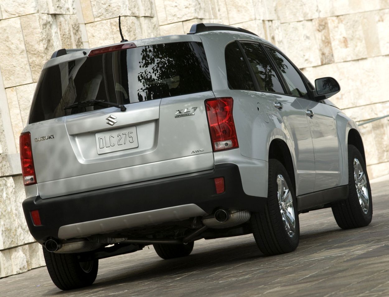 Suzuki () XL-7 II:  