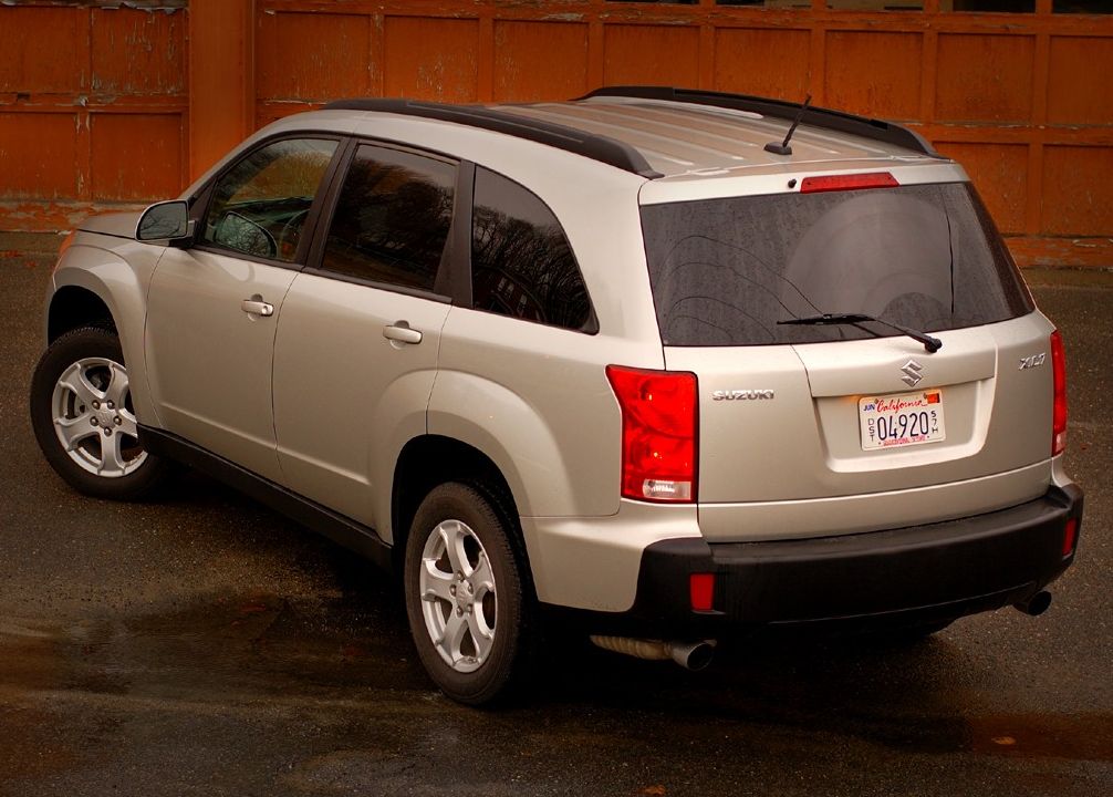 Suzuki () XL-7 II:  