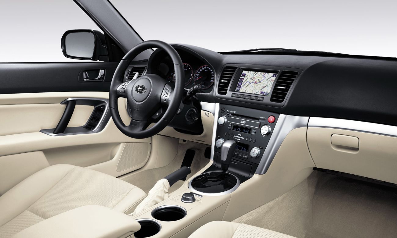Subaru () Legacy Wagon IV:  