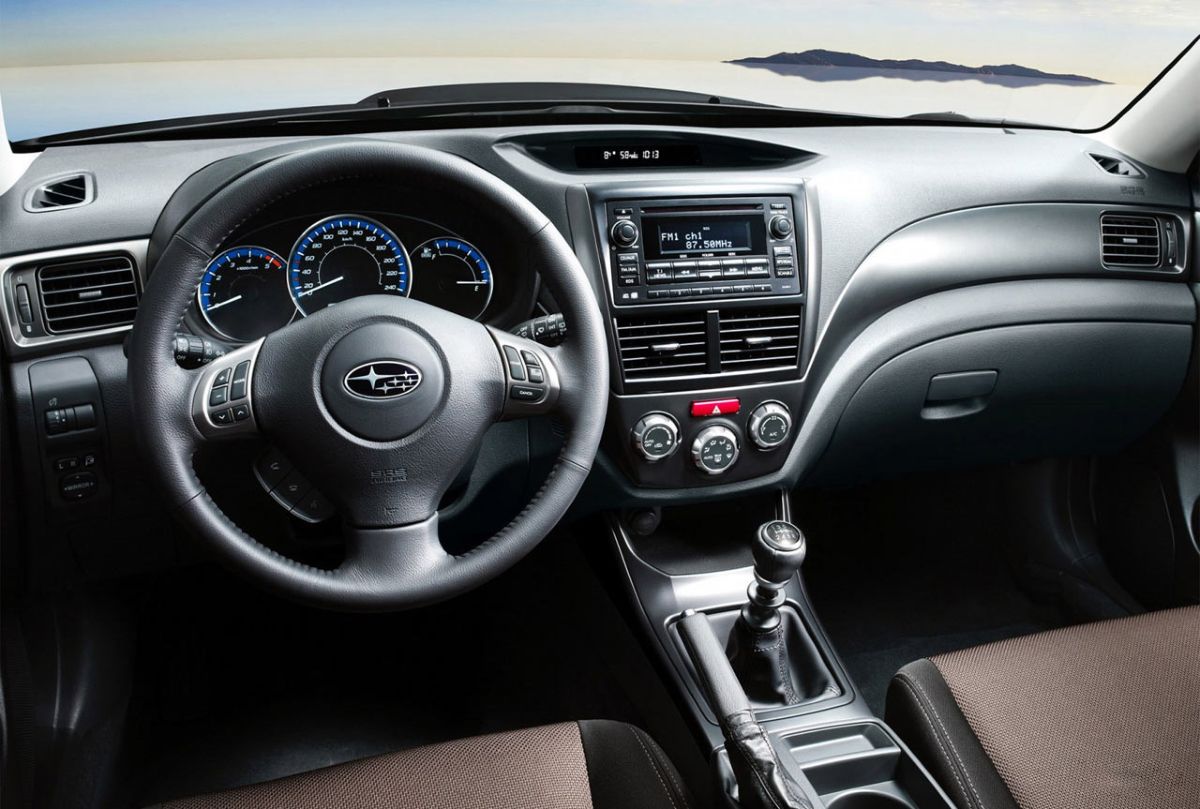 Subaru () Impreza XV (GH):  