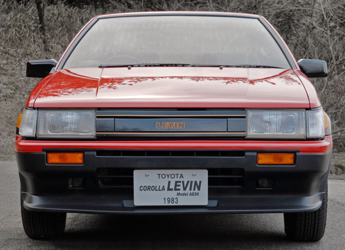 Toyota () Corolla Levin IV (AE8_):  