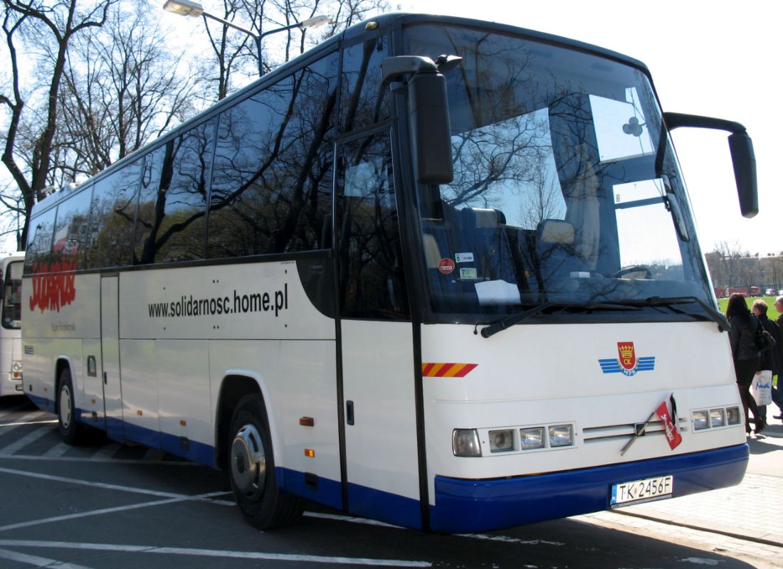 Volvo () B12:  