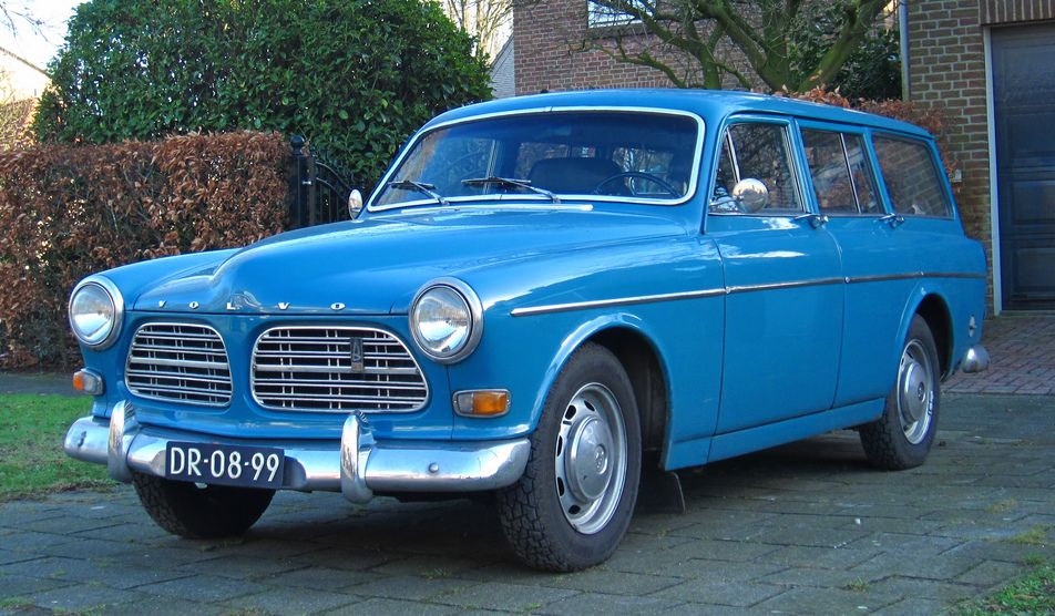 Volvo () P2200:  