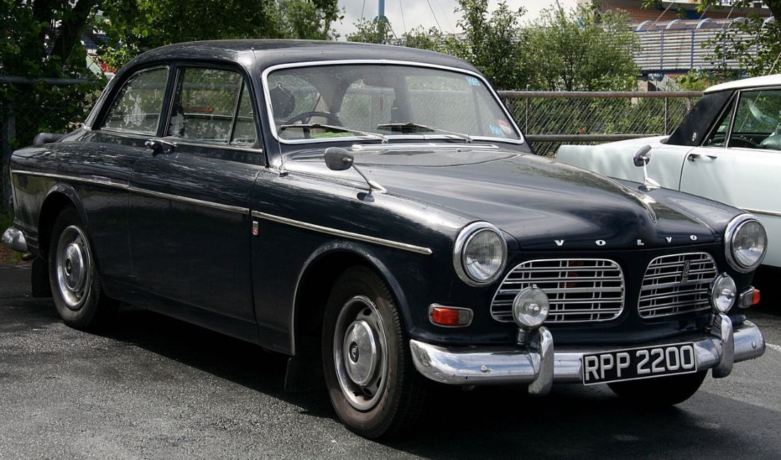 Volvo () P122 S Amazon:  