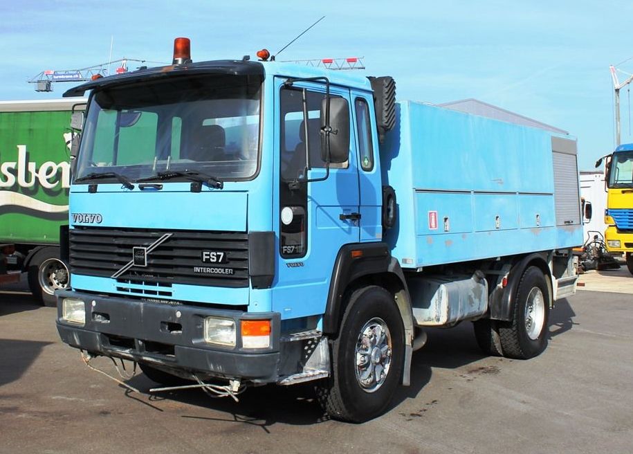 Volvo () FS7:  