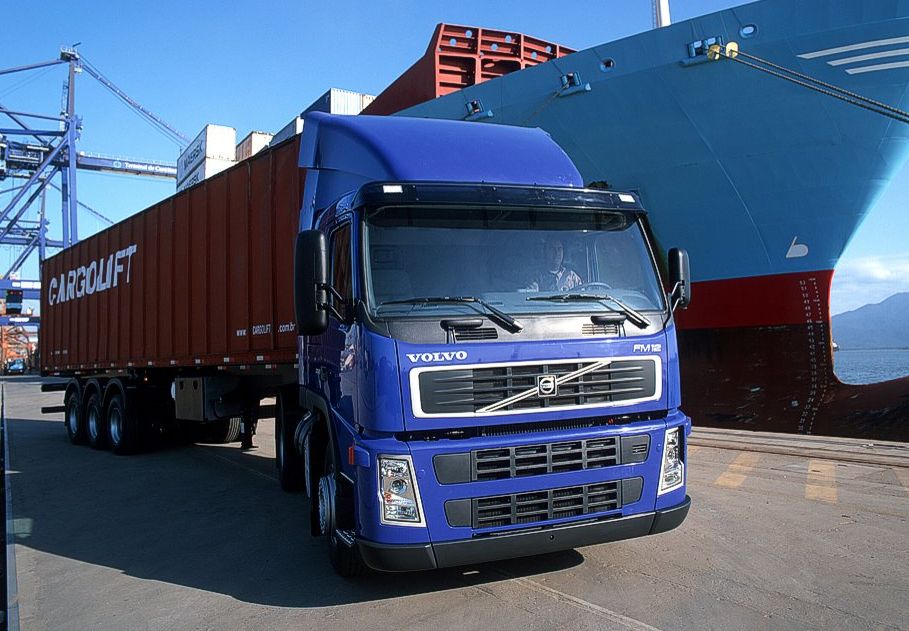 Volvo () FM12:  