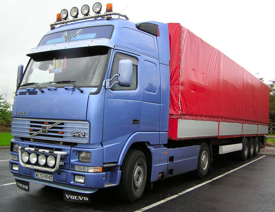 Volvo () FH12:  