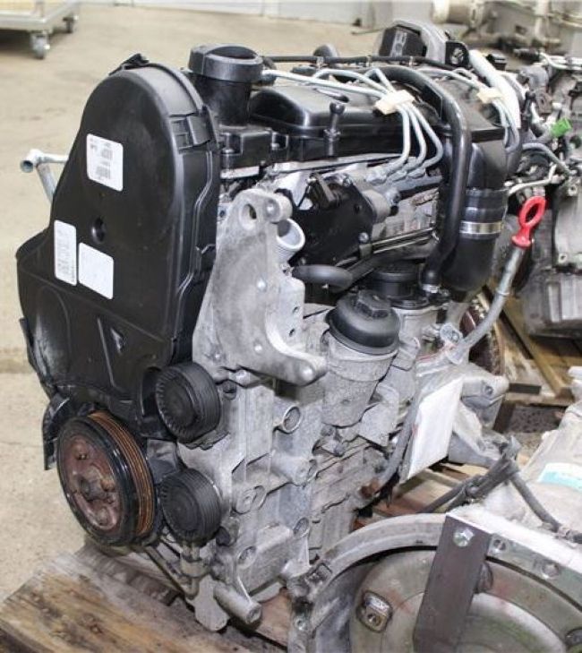 Volvo () D5244T5:  