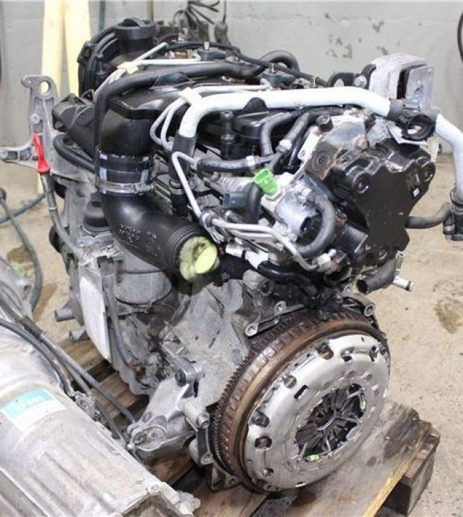 Volvo () D5244T5:  