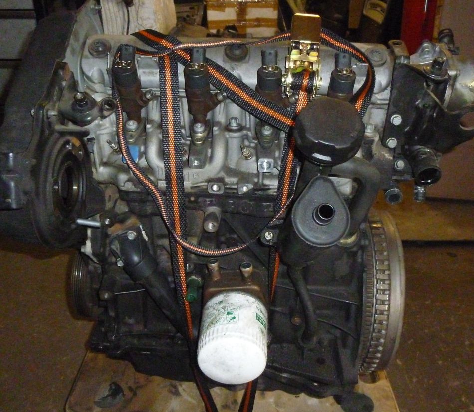 Volvo () D4192T4:  